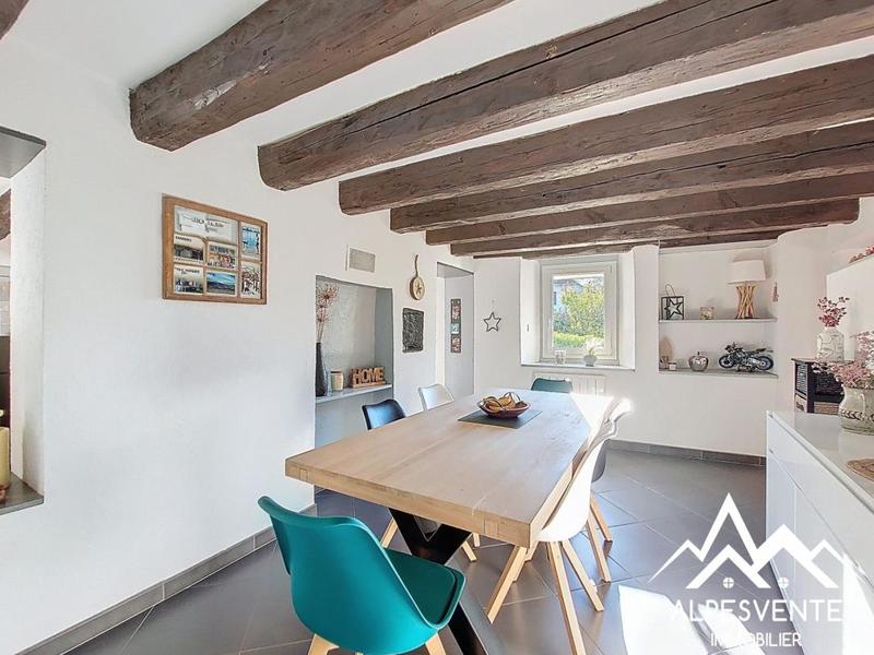 Maison de village - 117 m² - 5 pièces