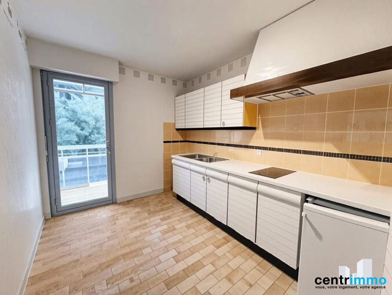 Appartement - 72 m² - 72 pièces