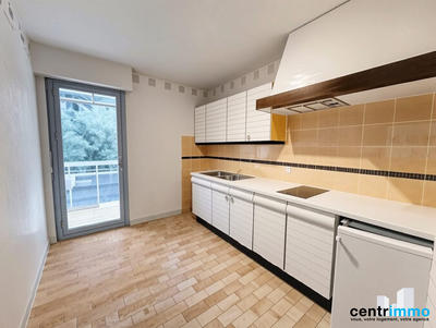 Appartement - 72 m² - 72 pièces