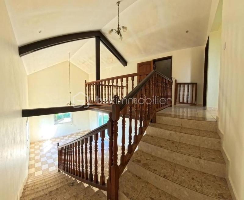 Demeure - 118 m² - 5 pièces