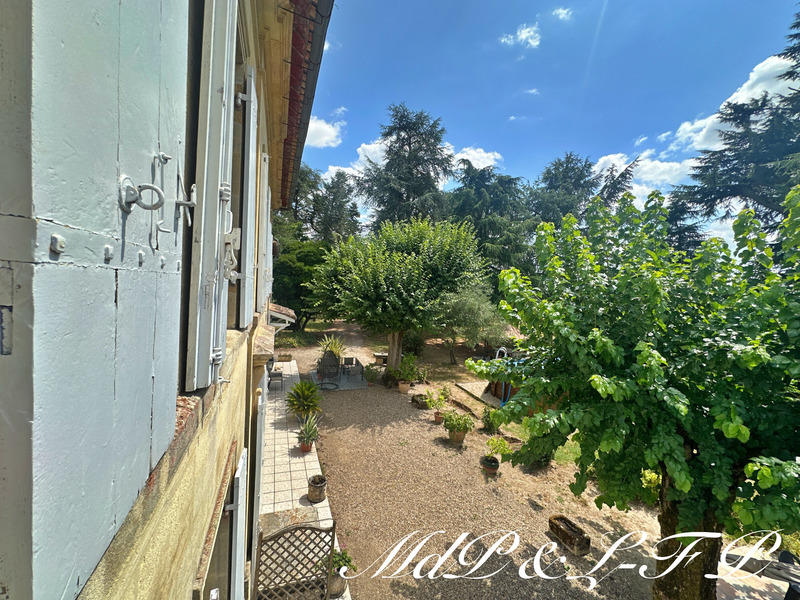 Maison bourgeoise - 356 m² - 10 pièces