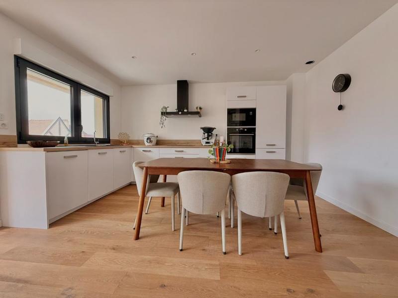 Appartement - 84 m² - 3 pièces