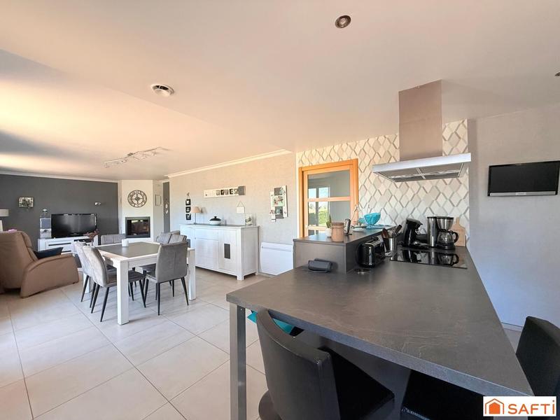 Maison - 108 m² - 5 pièces