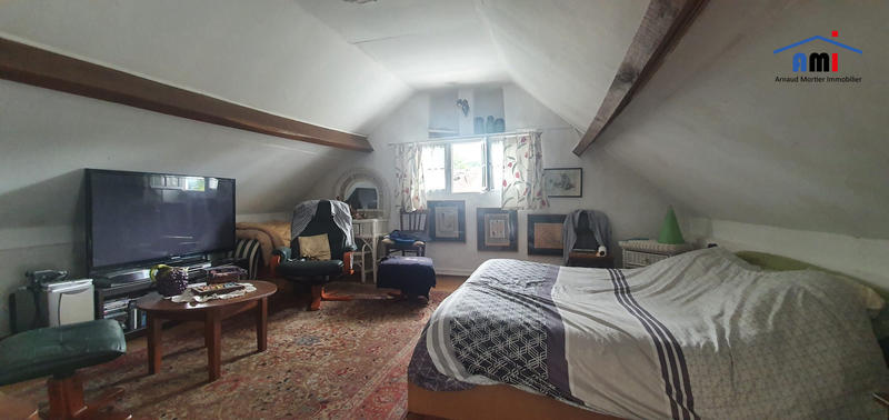 Maison - 102 m² - 4 pièces