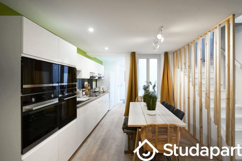 Chambre - 15 m² - 1 pièce