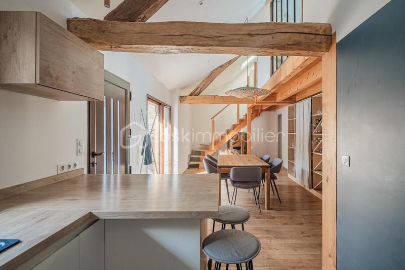 Duplex - 82 m² - 4 pièces