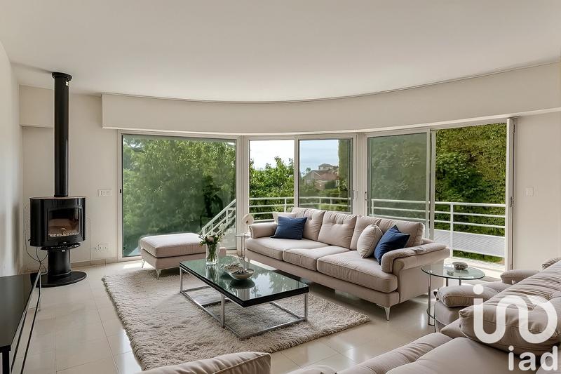 Maison de ville - 197 m² - 9 pièces