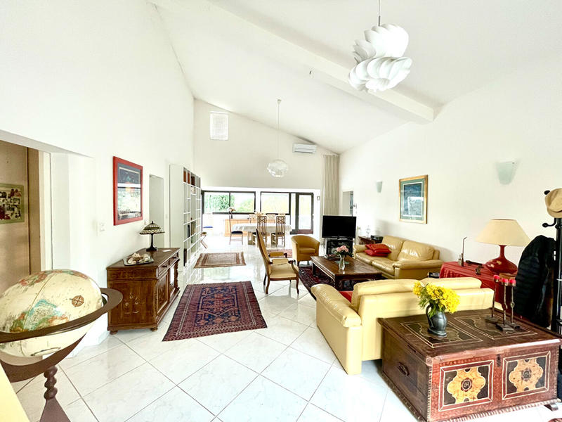 Maison - 183 m² - 5 pièces