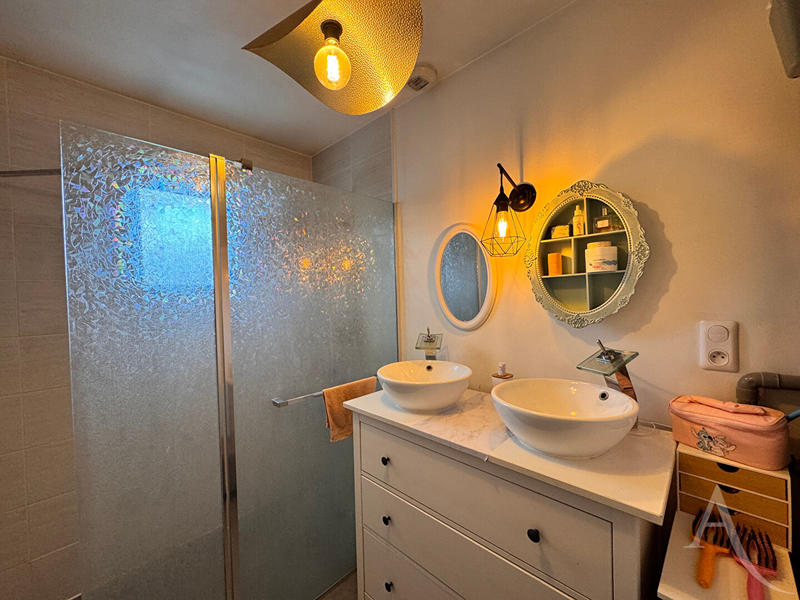 Maison - 117 m² - 7 pièces