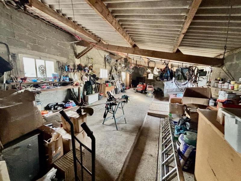 Maison en pierre - 317 m² - 15 pièces