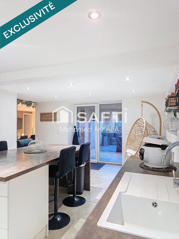 Maison - 94 m² - 4 pièces