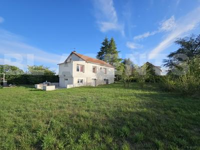 Maison - 179 m² - 7 pièces