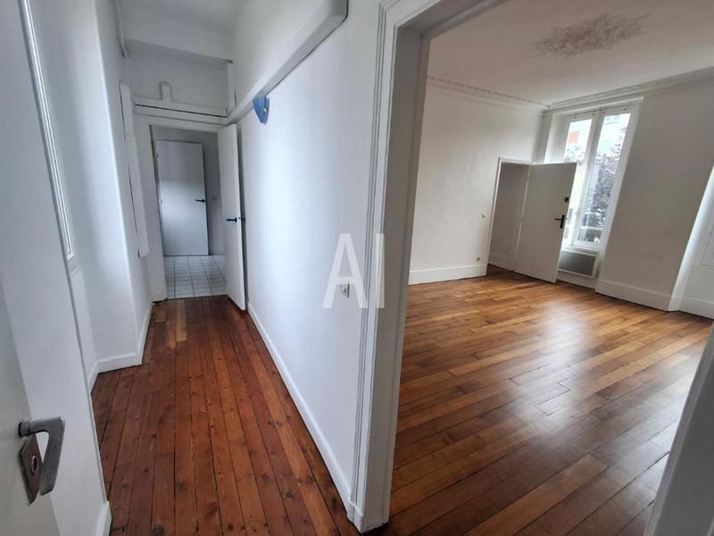 Bureau - 72 m² - 3 pièces