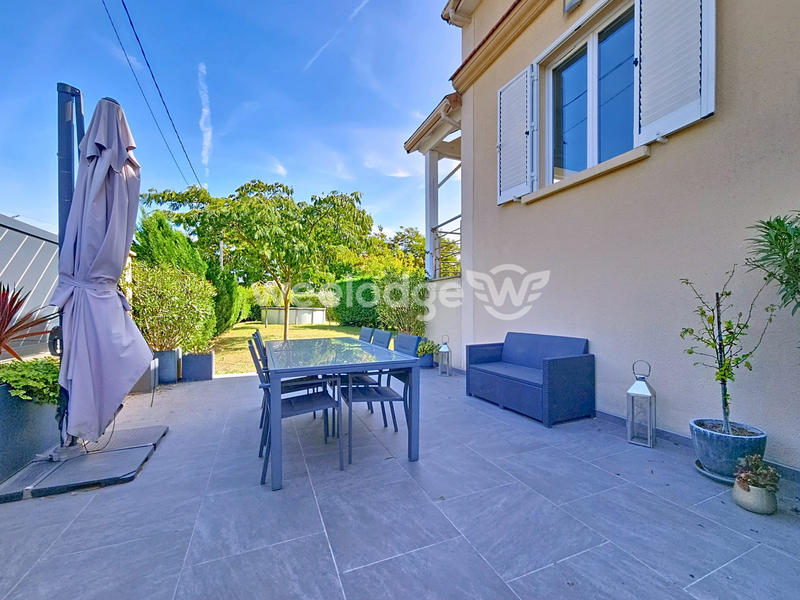Maison - 165 m² - 7 pièces
