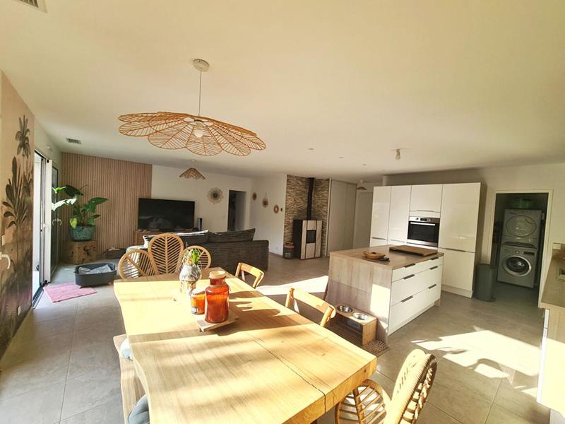 Villa - 106 m² - 4 pièces