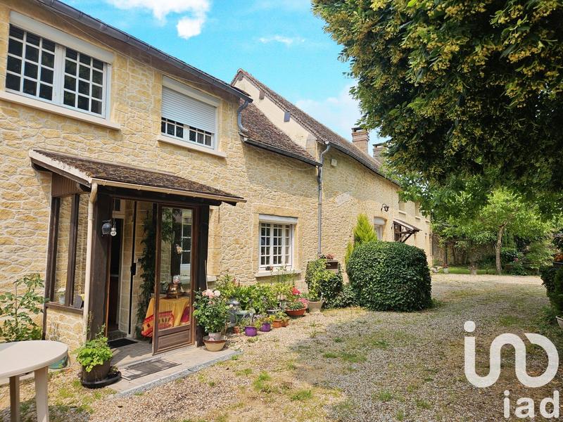 Maison - 381 m² - 11 pièces