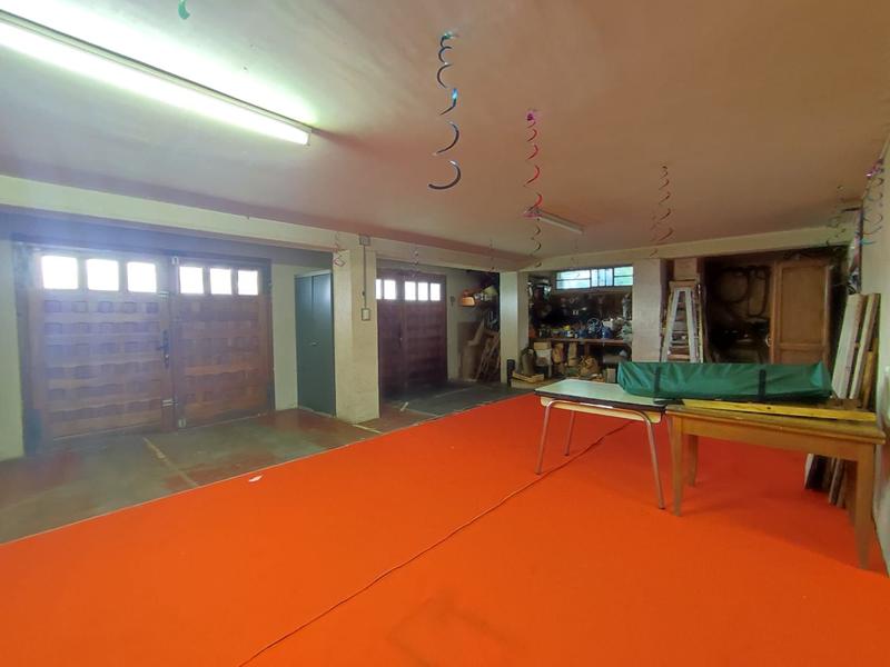 Maison - 188 m² - 8 pièces