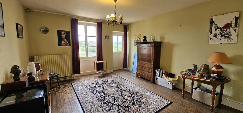 Maison - 140 m² - 8 pièces