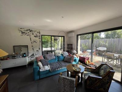 Maison - 83 m² - 4 pièces