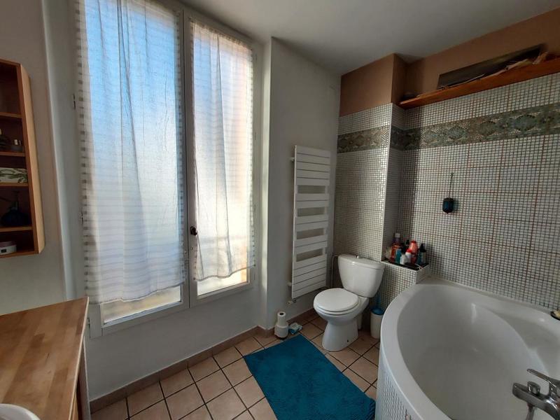 Maison - 200 m² - 5 pièces