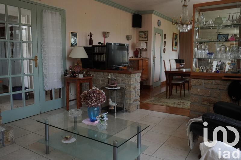 Maison - 211 m² - 10 pièces