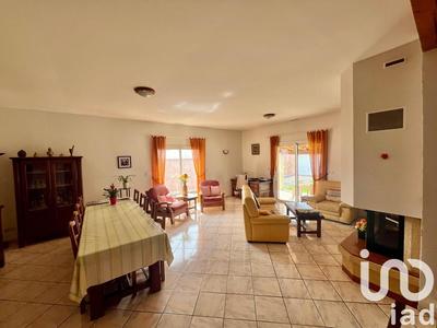 Maison - 147 m² - 5 pièces