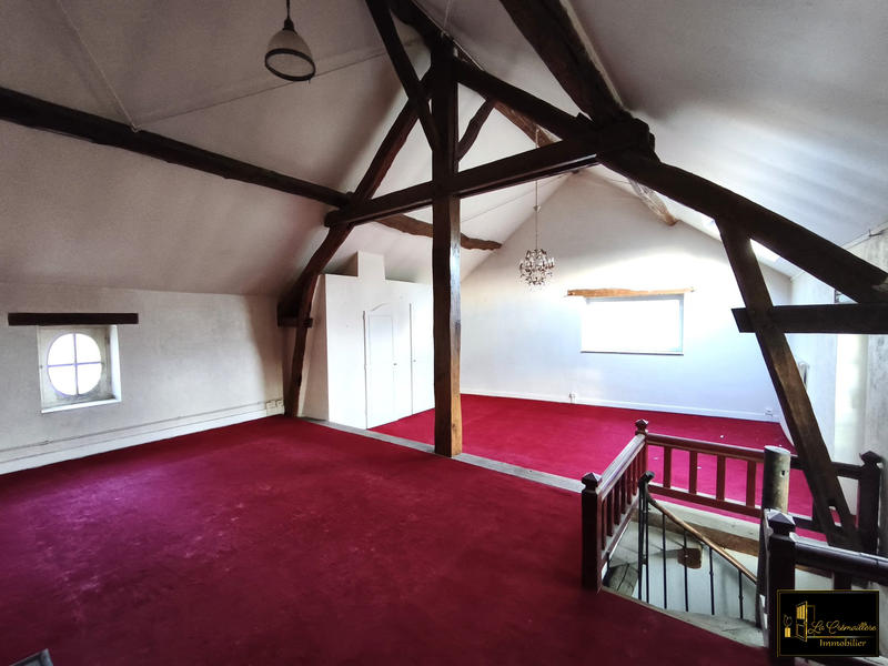 Maison ancienne - 230 m² - 6 pièces