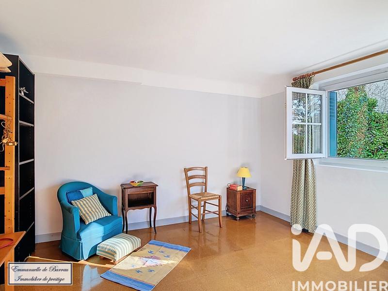 Maison - 278 m² - 9 pièces