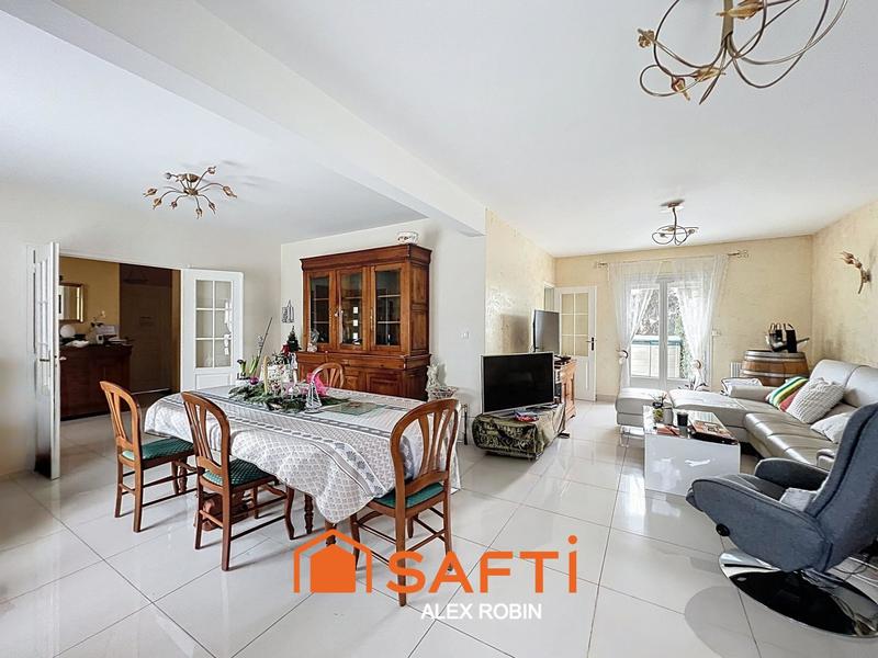 Maison - 140 m² - 6 pièces