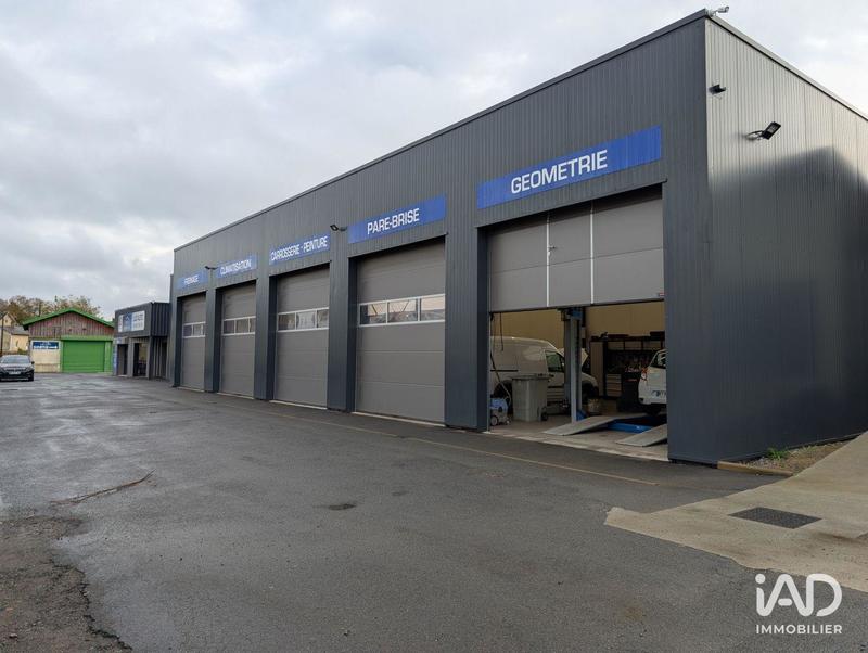 Local commercial - 765 m²