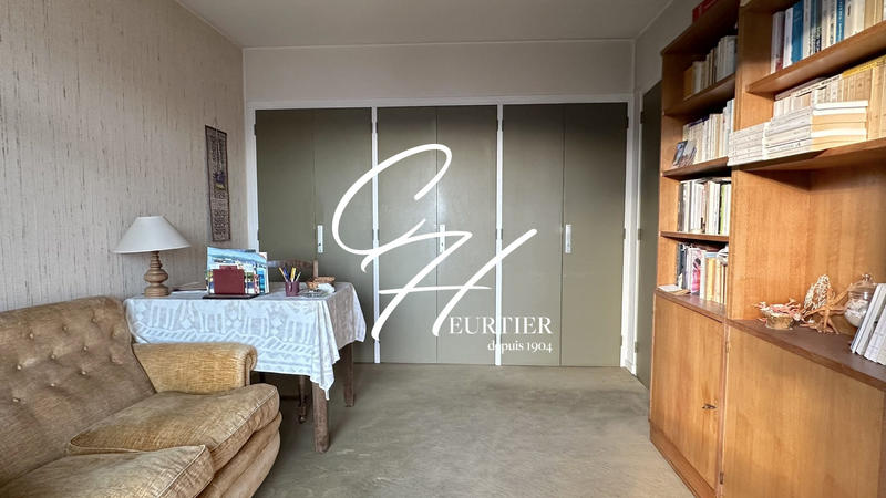 Appartement - 104 m² - 4 pièces