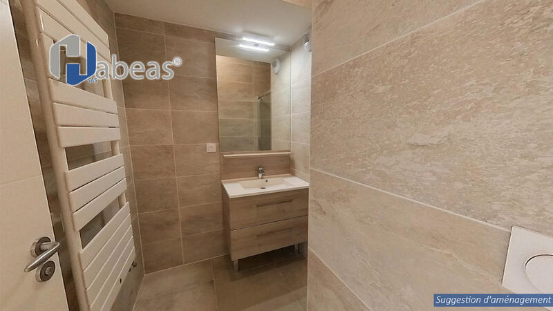 Appartement - 95 m² - 4 pièces