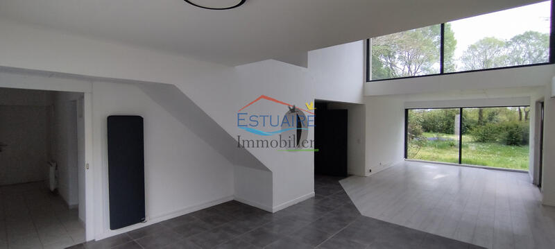 Villa - 233 m² - 8 pièces