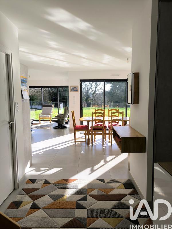 Maison - 137 m² - 6 pièces