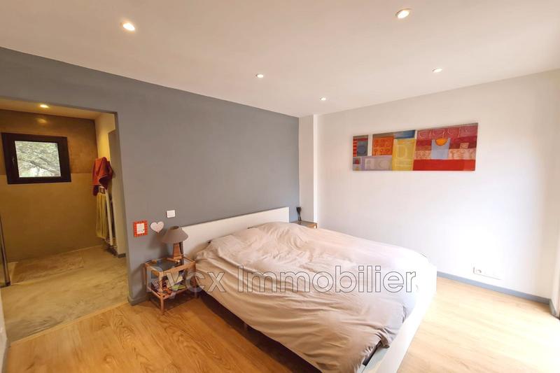 Maison - 180 m² - 6 pièces