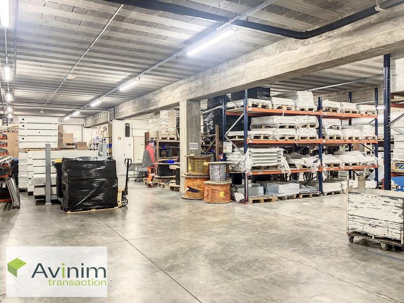 Local d'activités - 1 116 m²