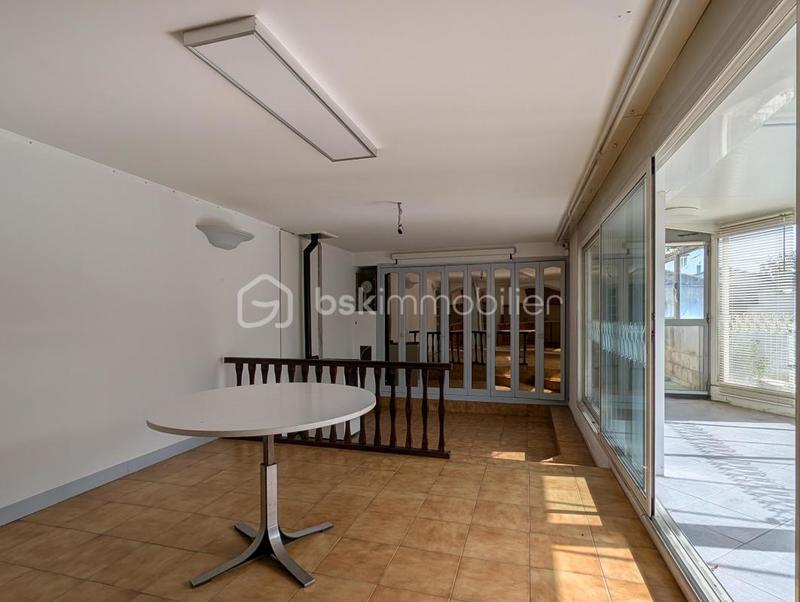 Maison - 146 m² - 8 pièces