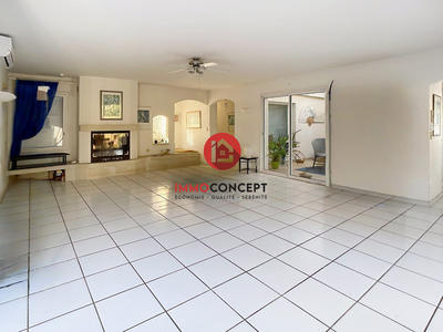 Villa - 232 m² - 7 pièces