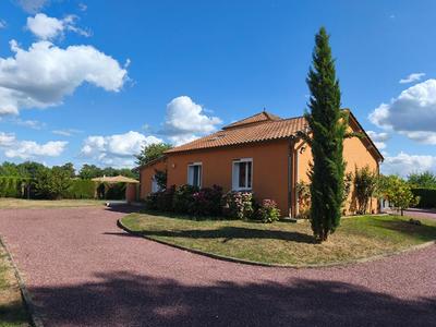 Maison - 150 m² - 6 pièces