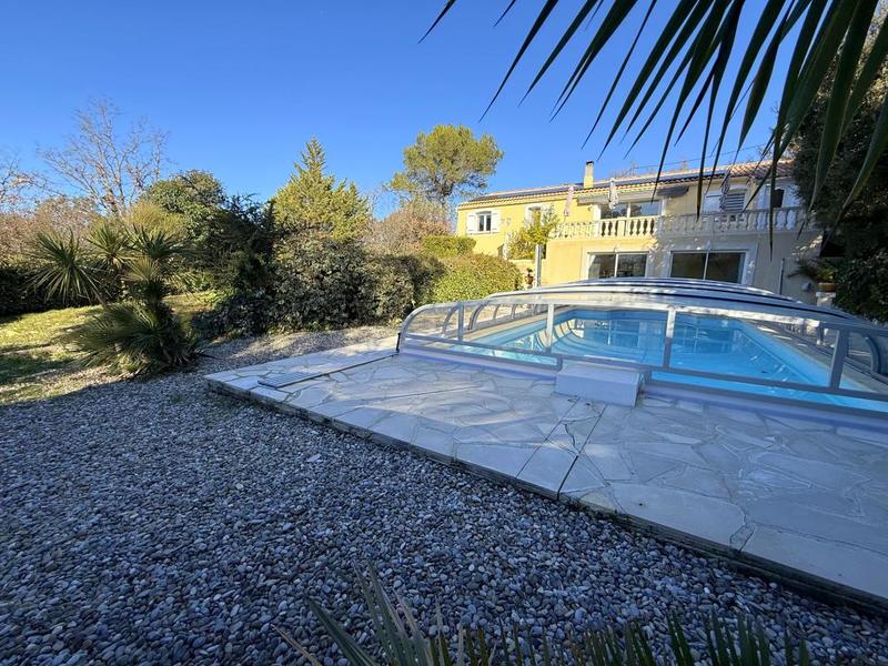 Maison - 144 m² - 6 pièces