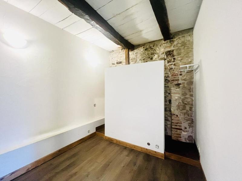 Maison en pierre - 81 m² - 4 pièces