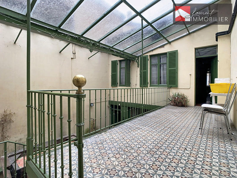 Maison - 178 m² - 9 pièces