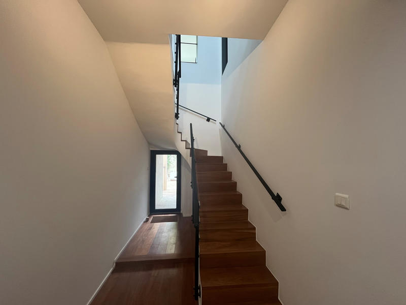 Maison - 167 m² - 5 pièces