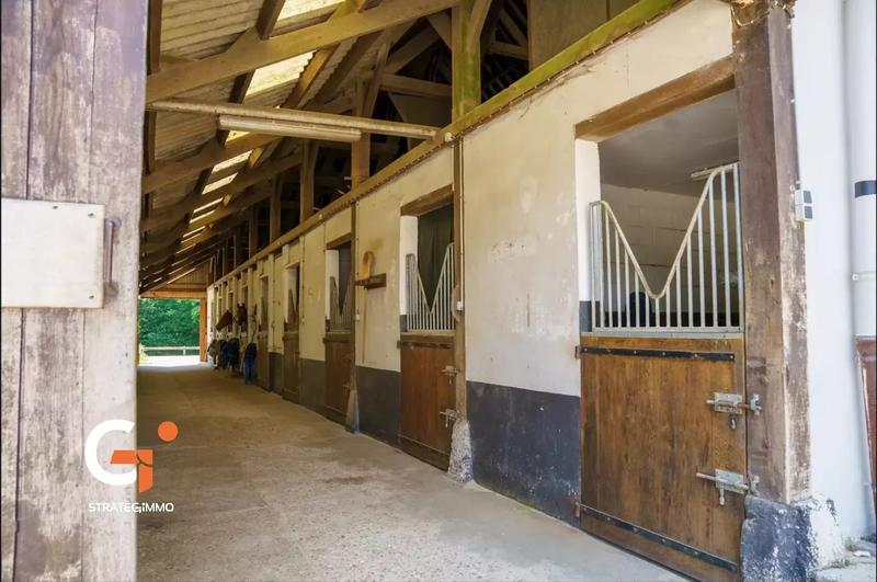 Maison de domaine équestre