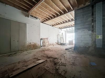 Local commercial - 150 m² - 3 pièces