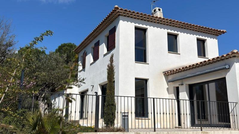 Maison - 149 m² - 6 pièces