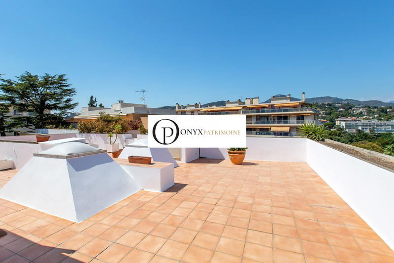 Appartement - 153 m² - 4 pièces