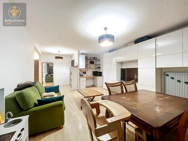 Appartement - 84 m² - 4 pièces