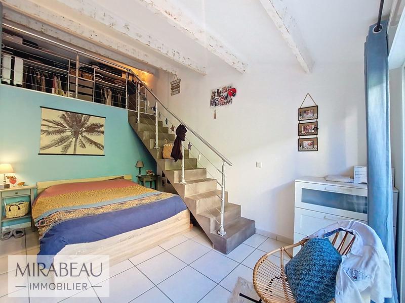 Villa - 157 m² - 6 pièces