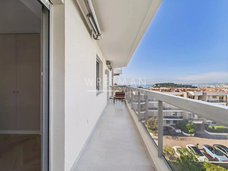 Appartement - 97 m² - 4 pièces